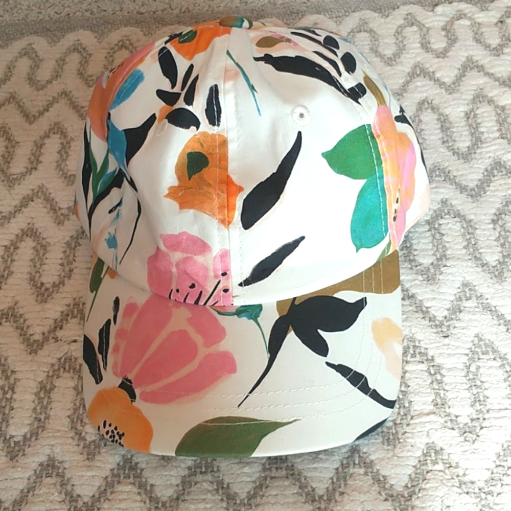 Women's floral baseball cap